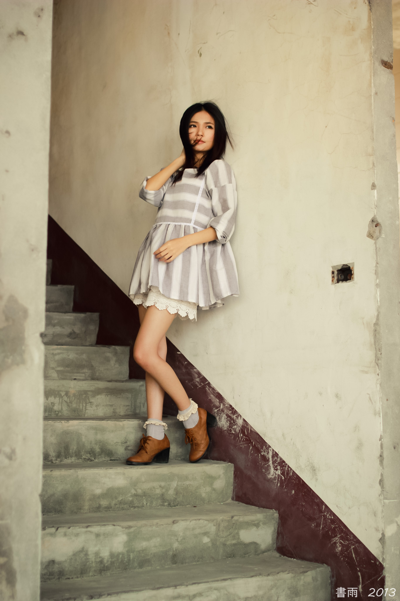 [Beautyleg番外篇]2013-10-12 可艾彰滨废墟外拍